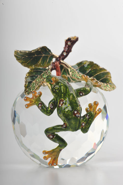 Crystal Apple with a Green Frog on it-0