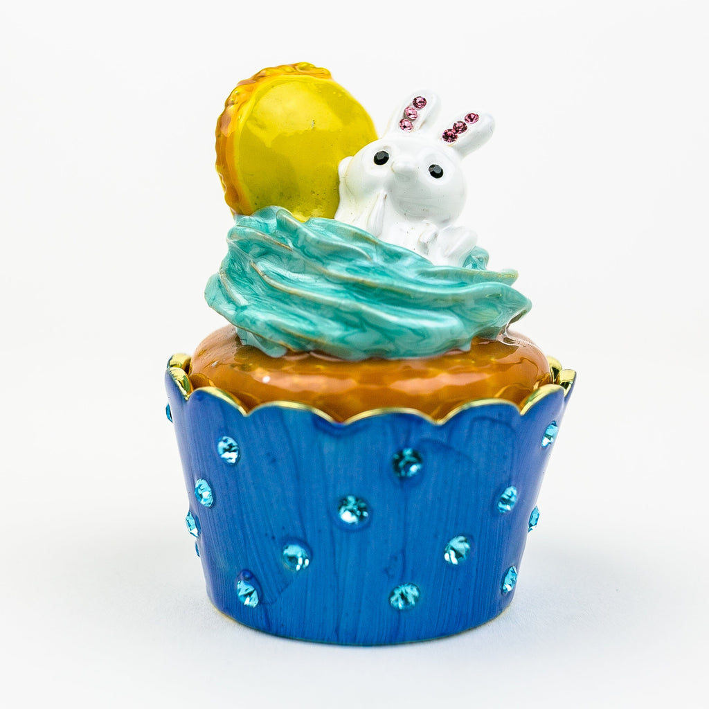 Rabbit on Cupcake-0