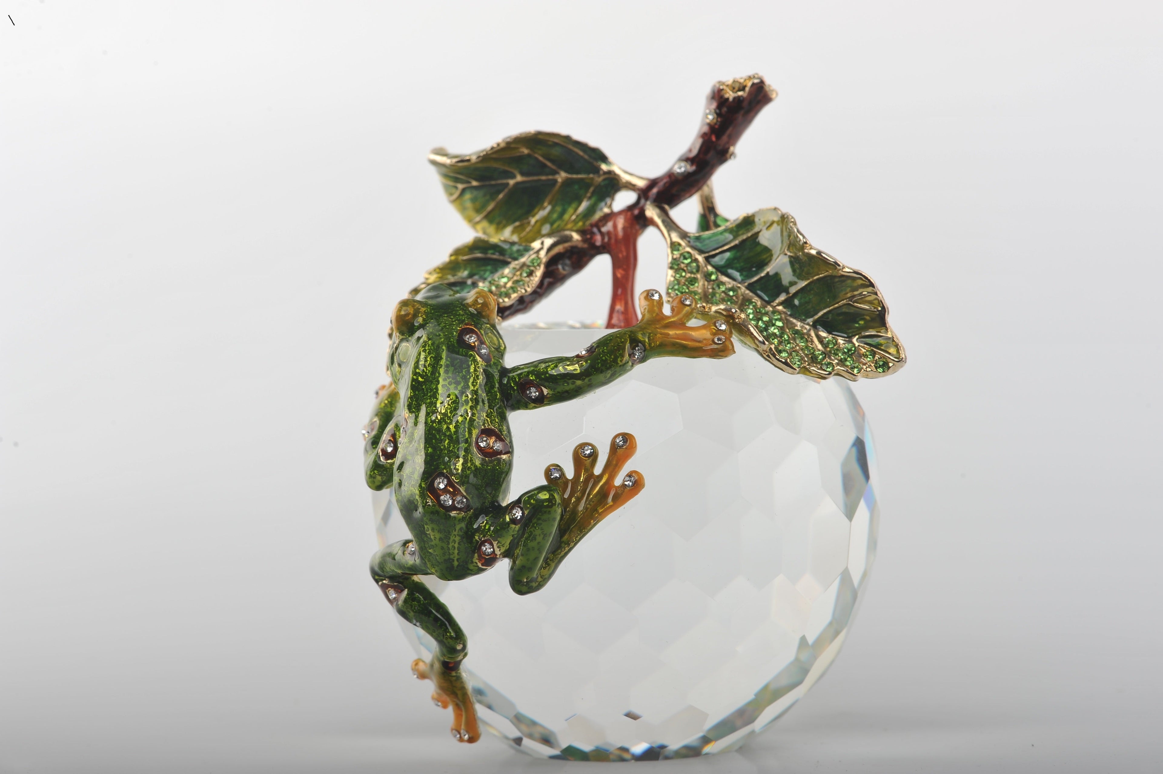 Crystal Apple with a Green Frog on it-3